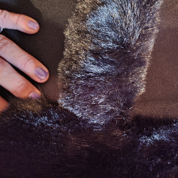 Martha Stewart Vest faux fir trim NWT - Picture 4 of 4